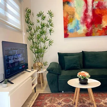 Apartmán Cozy Center By Pikhost Tirana