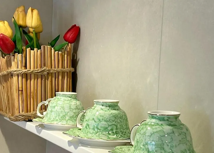 Cozy Center By Pikhost *