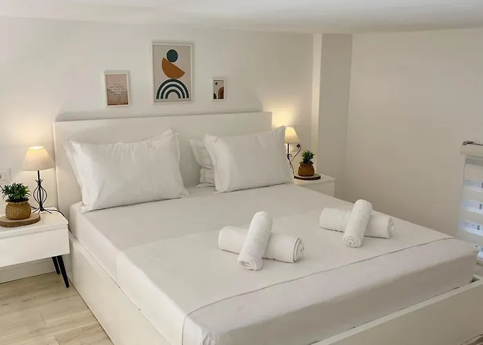 Cozy Center By Pikhost Apartmán Tirana